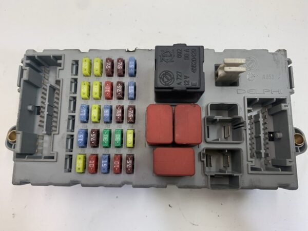 CAJA RELES / FUSIBLES LANCIA MUSA