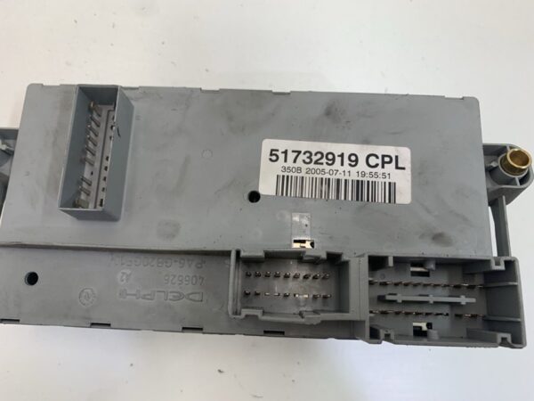 CAJA RELES / FUSIBLES LANCIA MUSA - Imagen 4