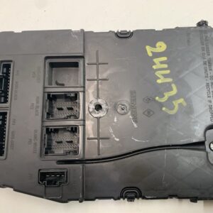 CAJA RELES / FUSIBLES RENAULT SCENIC II
