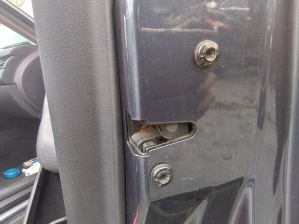 CERRADURA PUERTA DELANTERA DERECHA AUDI A6 BERLINA