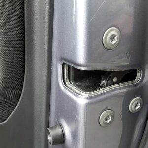 CERRADURA PUERTA DELANTERA DERECHA TOYOTA VERSO