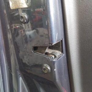 CERRADURA PUERTA DELANTERA IZQUIERDA  AUDI A6 BERLINA