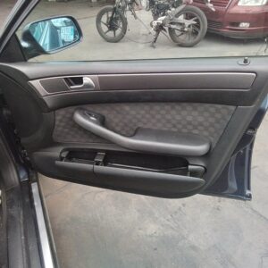 ELEVALUNAS DELANTERO DERECHO AUDI A6 BERLINA