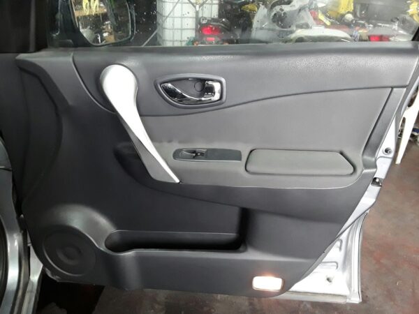 ELEVALUNAS DELANTERO DERECHO RENAULT KOLEOS