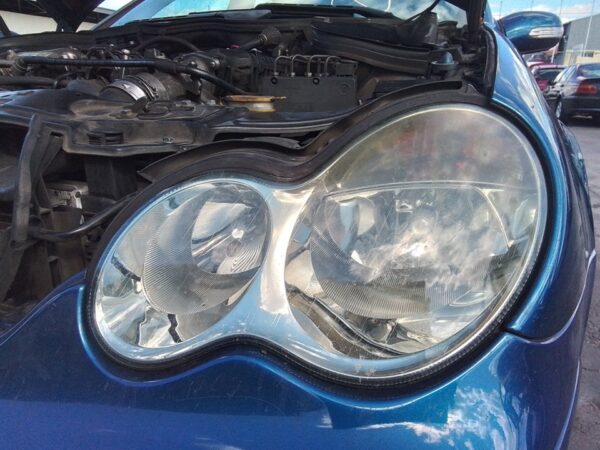 FARO IZQUIERDO MERCEDES CLASE C  BERLINA