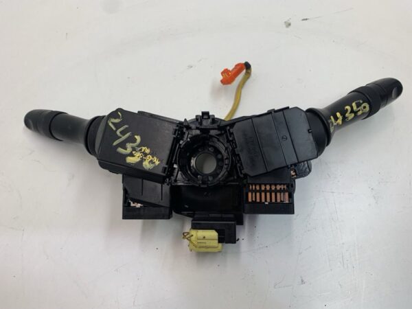MANDO MULTIFUNCION TOYOTA AURIS - Imagen 2