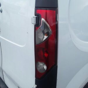 PILOTO TRASERO DERECHO RENAULT KANGOO