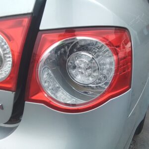 PILOTO TRASERO DERECHO VOLKSWAGEN JETTA