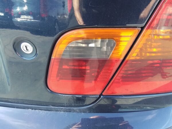 PILOTO TRASERO DERECHO INTERIOR BMW SERIE 3 BERLINA