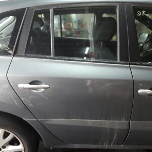 PUERTA TRASERA DERECHA RENAULT KOLEOS