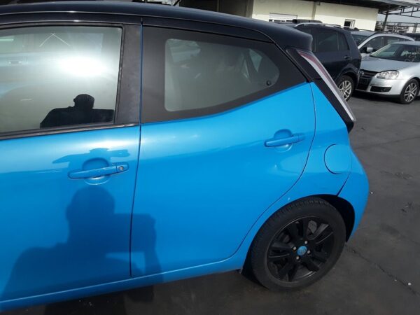 PUERTA TRASERA IZQUIERDA TOYOTA AYGO
