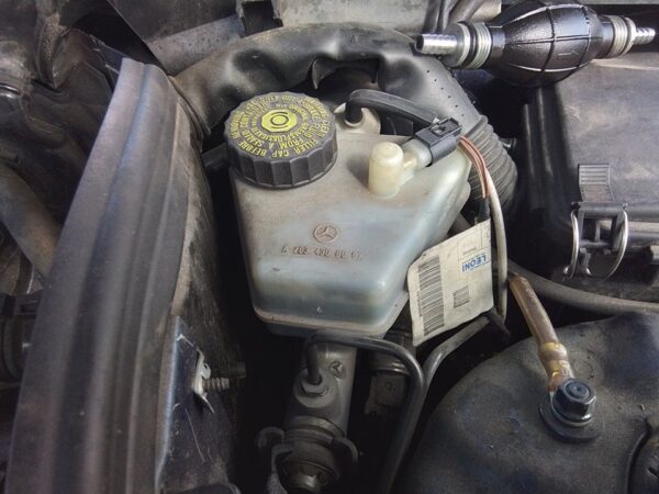 SERVOFRENO MERCEDES CLASE C  BERLINA