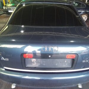 TAPA MALETERO AUDI A6 BERLINA