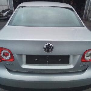 TAPA MALETERO VOLKSWAGEN JETTA