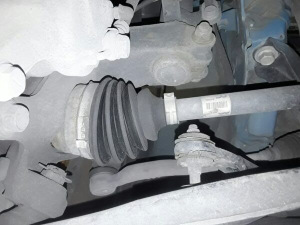TRANSMISION DELANTERA DERECHA TOYOTA AYGO