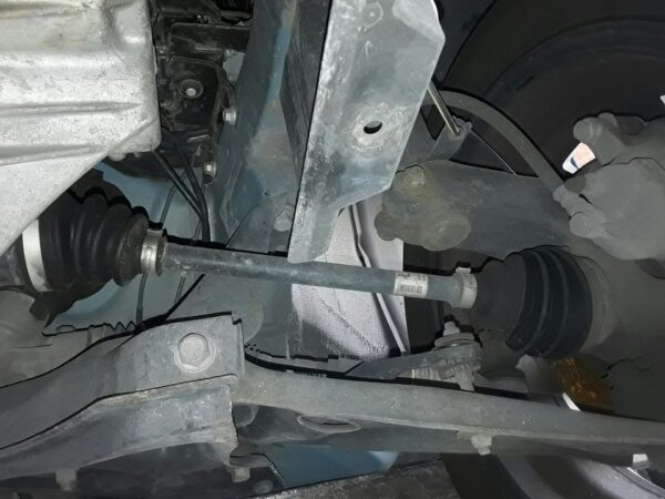 TRANSMISION DELANTERA IZQUIERDA TOYOTA AYGO