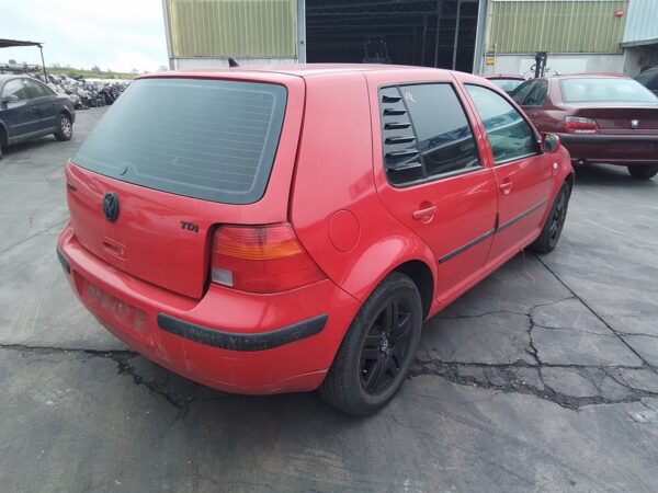 PORTON TRASERO VOLKSWAGEN GOLF IV BERLINA - Imagen 4