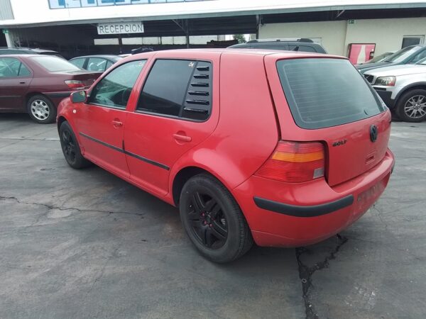 PARAGOLPES TRASERO VOLKSWAGEN GOLF IV BERLINA - Imagen 11