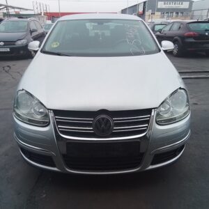 CONDENSADOR / RADIADOR  AIRE ACONDICIONADO VOLKSWAGEN JETTA