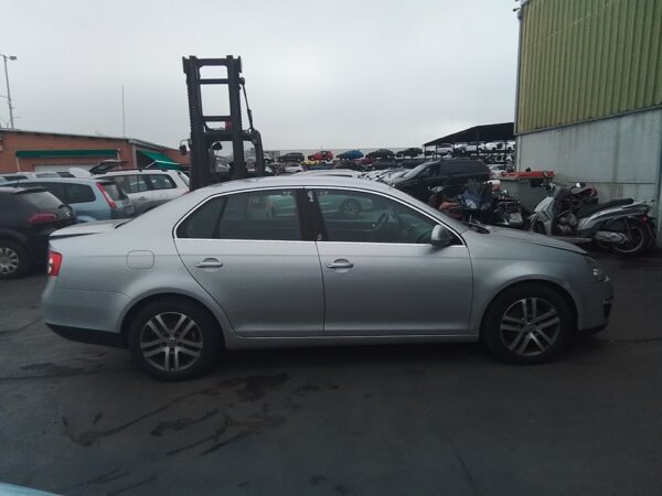 CERRADURA PUERTA DELANTERA DERECHA VOLKSWAGEN JETTA - Imagen 3