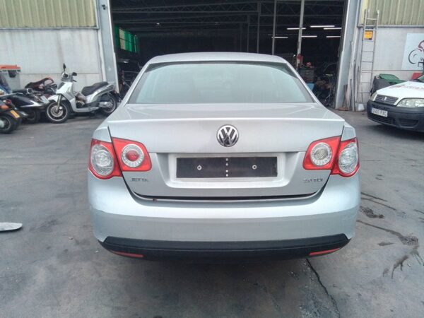 FARO DERECHO VOLKSWAGEN JETTA - Imagen 5