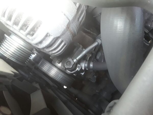 BOMBA DIRECCION AUDI A4 AVANT