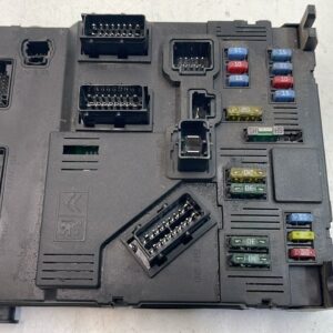CAJA RELES / FUSIBLES PEUGEOT 407 SW
