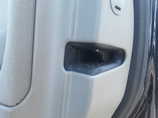 CERRADURA PUERTA DELANTERA DERECHA AUDI A4 AVANT