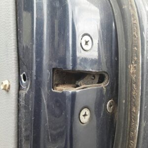 CERRADURA PUERTA DELANTERA DERECHA NISSAN PATROL