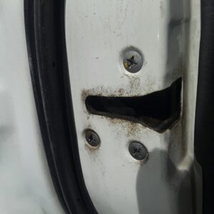 CERRADURA PUERTA DELANTERA IZQUIERDA  NISSAN TERRANO/TERRANO.II