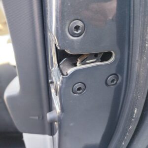 CERRADURA PUERTA TRASERA DERECHA  KIA CEE'D