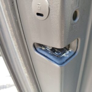 CERRADURA PUERTA TRASERA IZQUIERDA  AUDI A6 AVANT