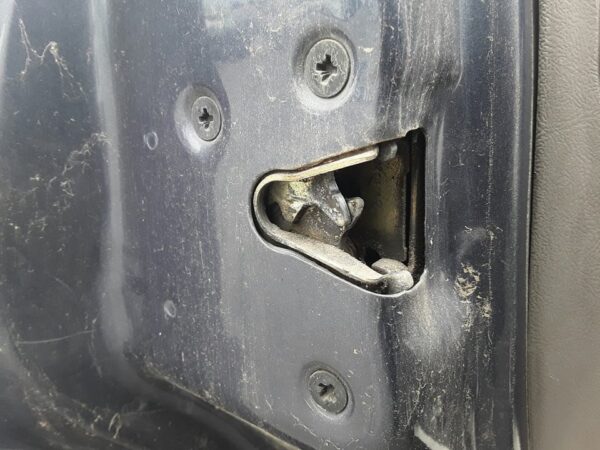 CERRADURA PUERTA TRASERA IZQUIERDA  FORD EXPLORER