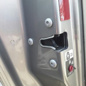 CERRADURA PUERTA TRASERA IZQUIERDA  SAAB 9-3 BERLINA