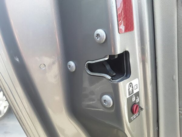 CERRADURA PUERTA TRASERA IZQUIERDA  SAAB 9-3 BERLINA