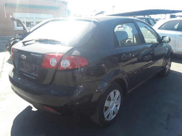 FARO IZQUIERDO CHEVROLET LACETTI - Imagen 4
