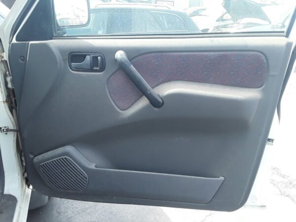 ELEVALUNAS DELANTERO DERECHO NISSAN TERRANO/TERRANO.II