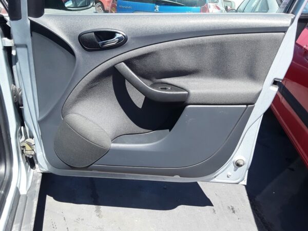 ELEVALUNAS DELANTERO DERECHO SEAT ALTEA