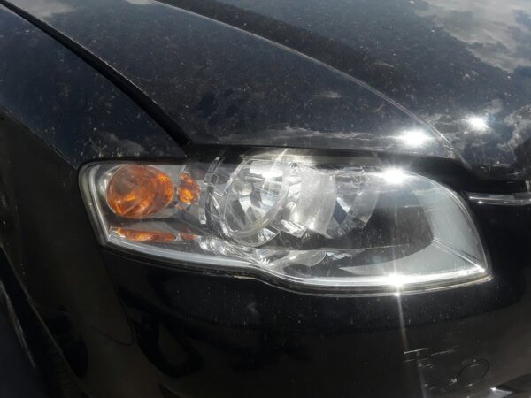FARO DERECHO AUDI A4 AVANT