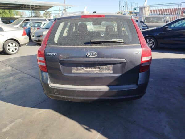 PILOTO TRASERO DERECHO KIA CEE'D - Imagen 5