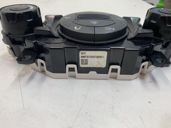 MANDO CLIMATIZADOR FORD FIESTA - Imagen 2