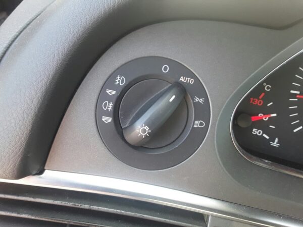 MANDO LUCES AUDI A6 BERLINA