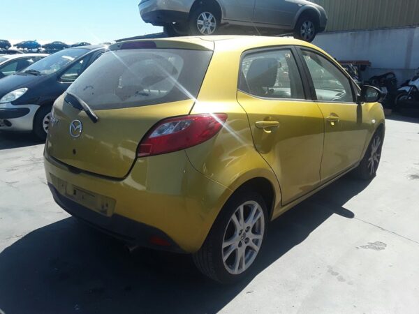 CERRADURA PUERTA DELANTERA IZQUIERDA  MAZDA 2 LIM. - Imagen 4
