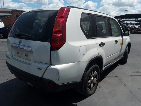 ELEVALUNAS TRASERO IZQUIERDO NISSAN X-TRAIL - Imagen 4
