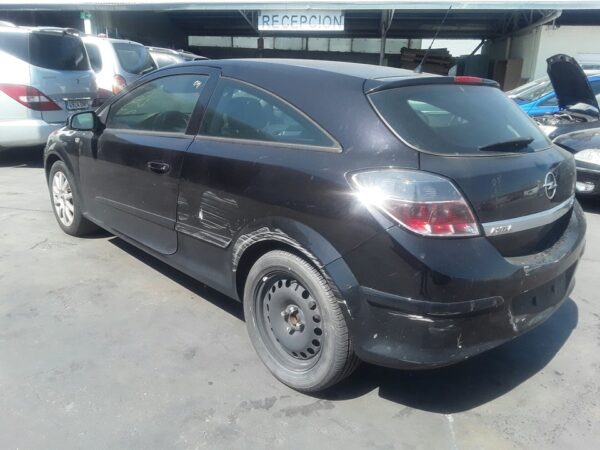 CAPOT OPEL ASTRA GTC - Imagen 9