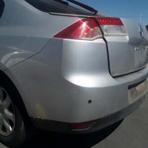 PARAGOLPES TRASERO RENAULT LAGUNA III