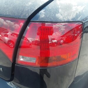 PILOTO TRASERO DERECHO AUDI A4 AVANT