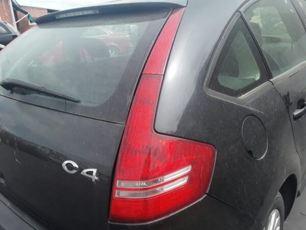 PILOTO TRASERO DERECHO CITROEN C4 BERLINA