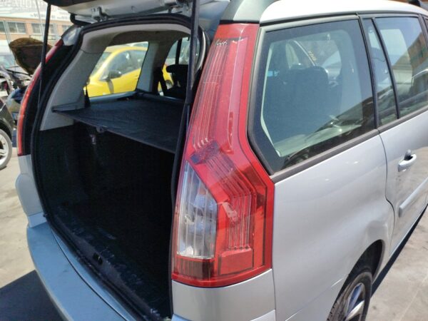PILOTO TRASERO DERECHO CITROEN C4 GRAND PICASSO