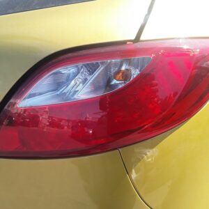 PILOTO TRASERO DERECHO MAZDA 2 LIM.